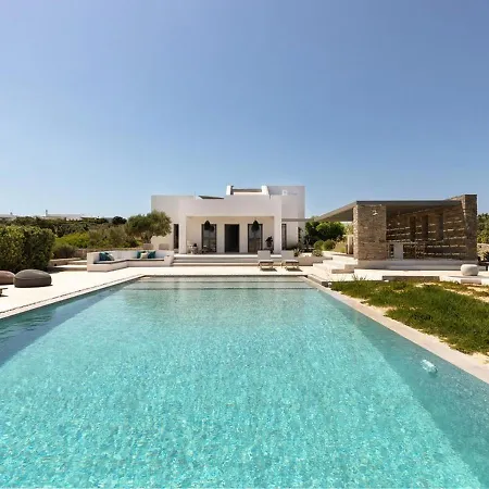 Aneto Konta - Early * Parikia (Paros)