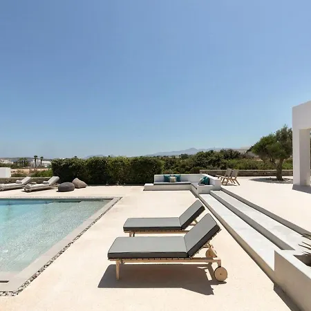 Aneto Konta - Early Parikia (Paros)