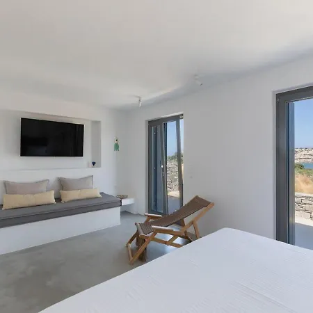 Aneto Konta - Early Apartment